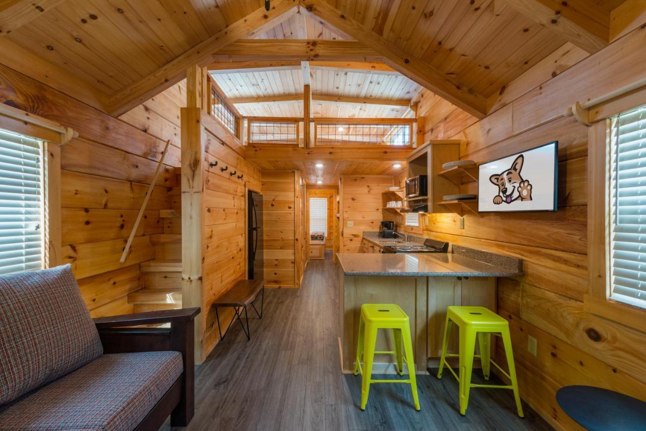 Great Escapes Rv Resort Bryan College Station 외부 사진