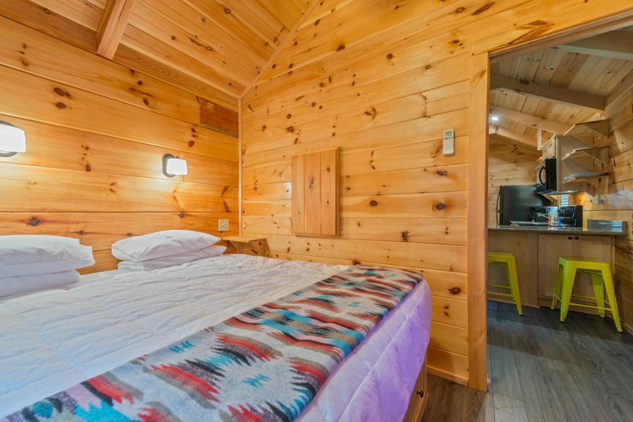 Great Escapes Rv Resort Bryan College Station 외부 사진
