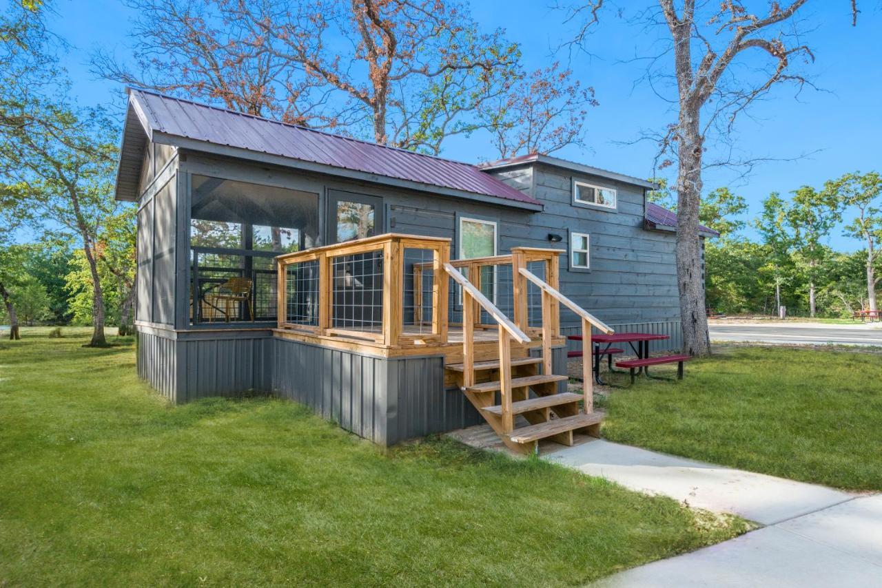 Great Escapes Rv Resort Bryan College Station 외부 사진