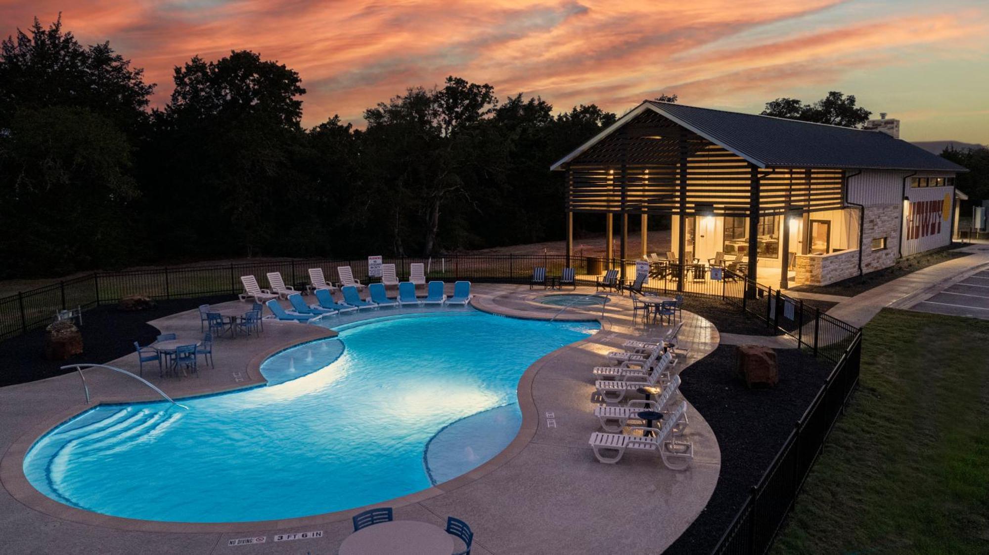 Great Escapes Rv Resort Bryan College Station 외부 사진