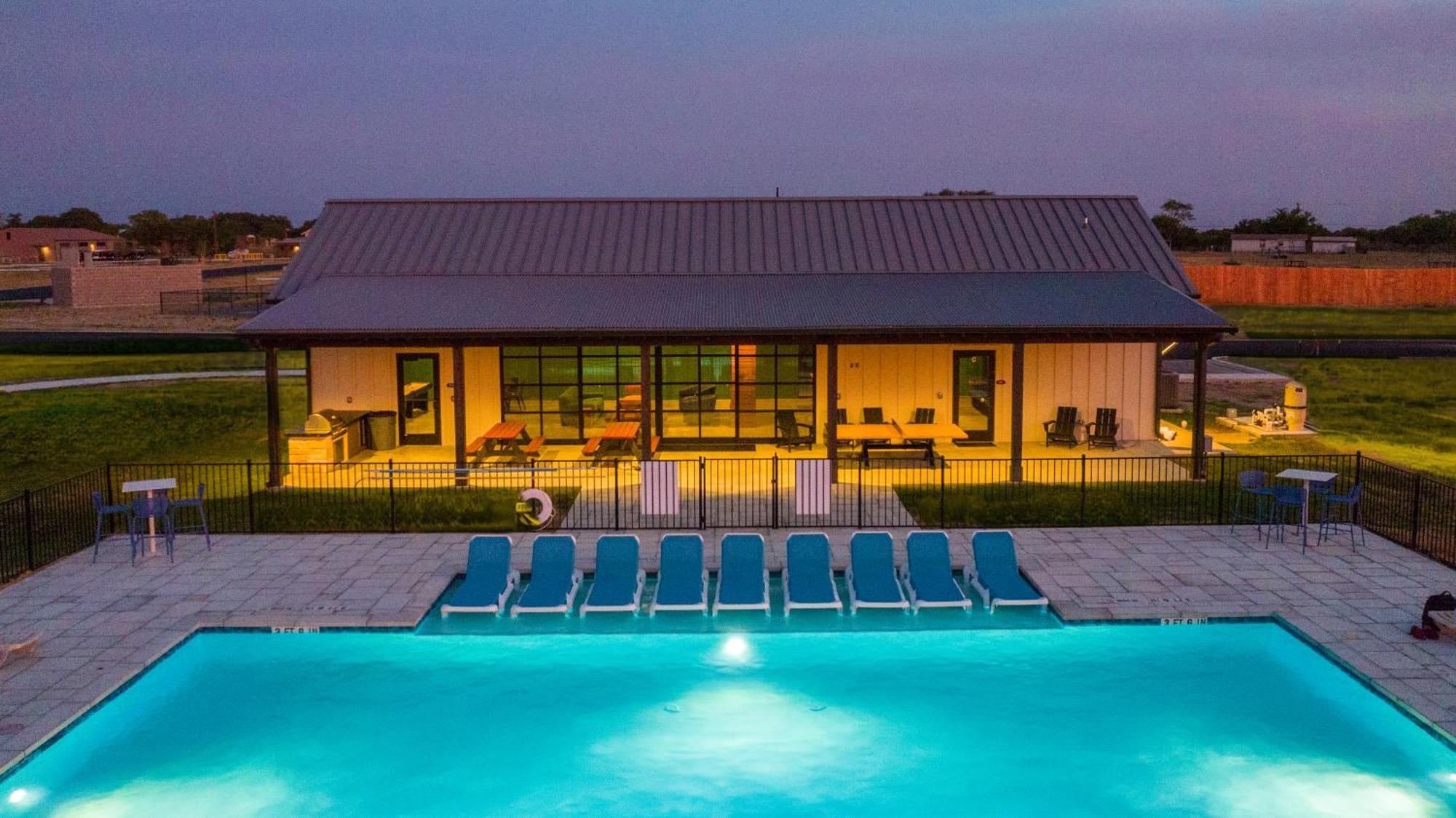 Great Escapes Rv Resort Bryan College Station 외부 사진